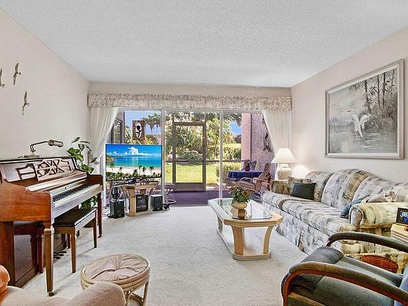 4th image of 2400 S Ocean Drive #3516