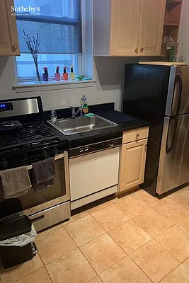 Rented by Sotheby's International Realty | media 4