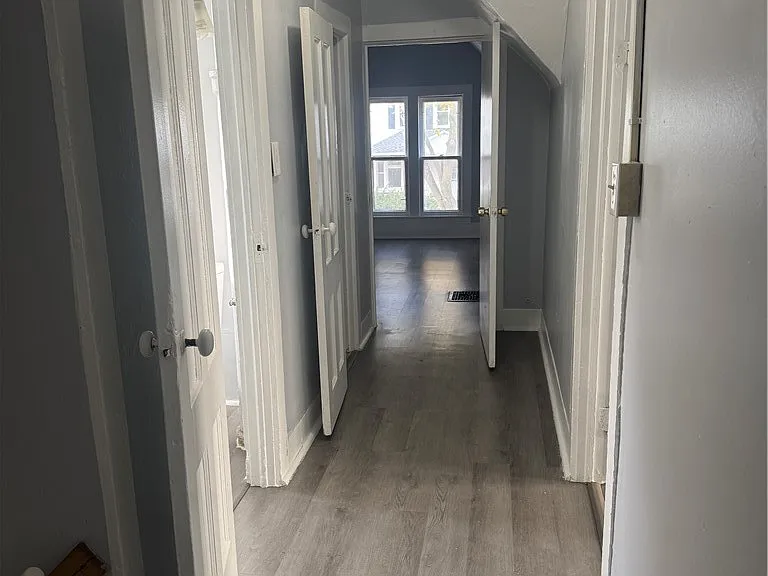 686 Seward St — Photo 19