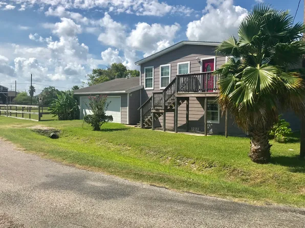 1402 Avenue K, San Leon, TX 77539