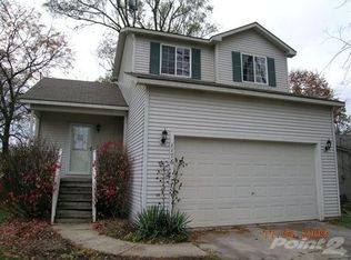 1176 Fairview Dr, White Lake, MI