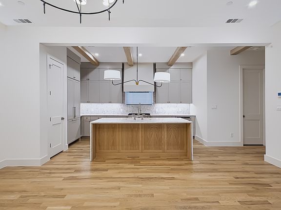 5th image of 4509 Emerson Ave #3