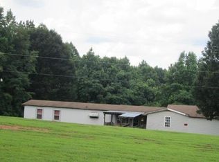 696 W Fork Rd, Cascade, VA 24069