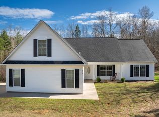 216 Hillcrest Dr, Gaffney, SC 29340