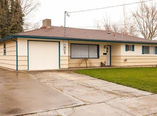 1548 Jasper St, Medford, OR 97501