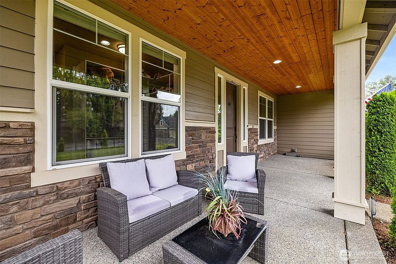 5th image of 7018 100th Street E