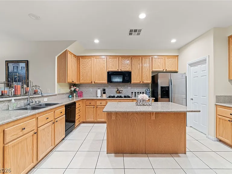 8929 Glenistar Gate Ave — Photo 41