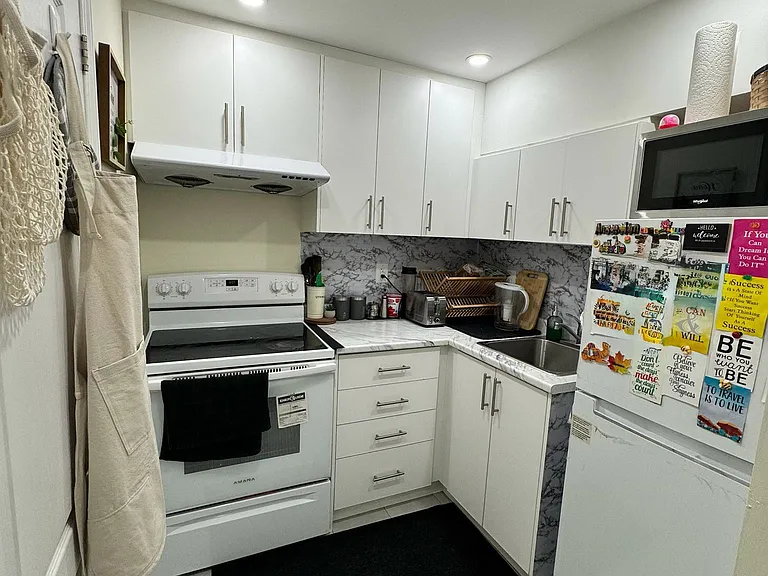 120 Viceroy Cres #2 — Photo 13