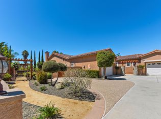 26134 Crescendo Dr, Escondido, CA 92026