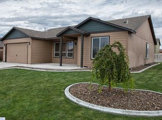 6009 Panther Ln, Pasco, WA 99301