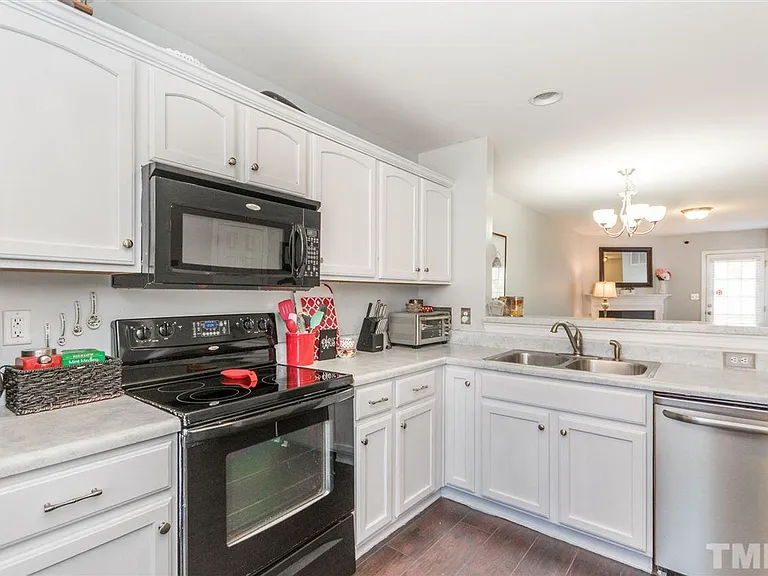 5355 Big Bass Dr — Photo 2