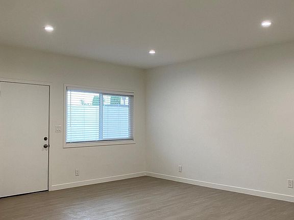 2nd image of 21317 Costanso St #D