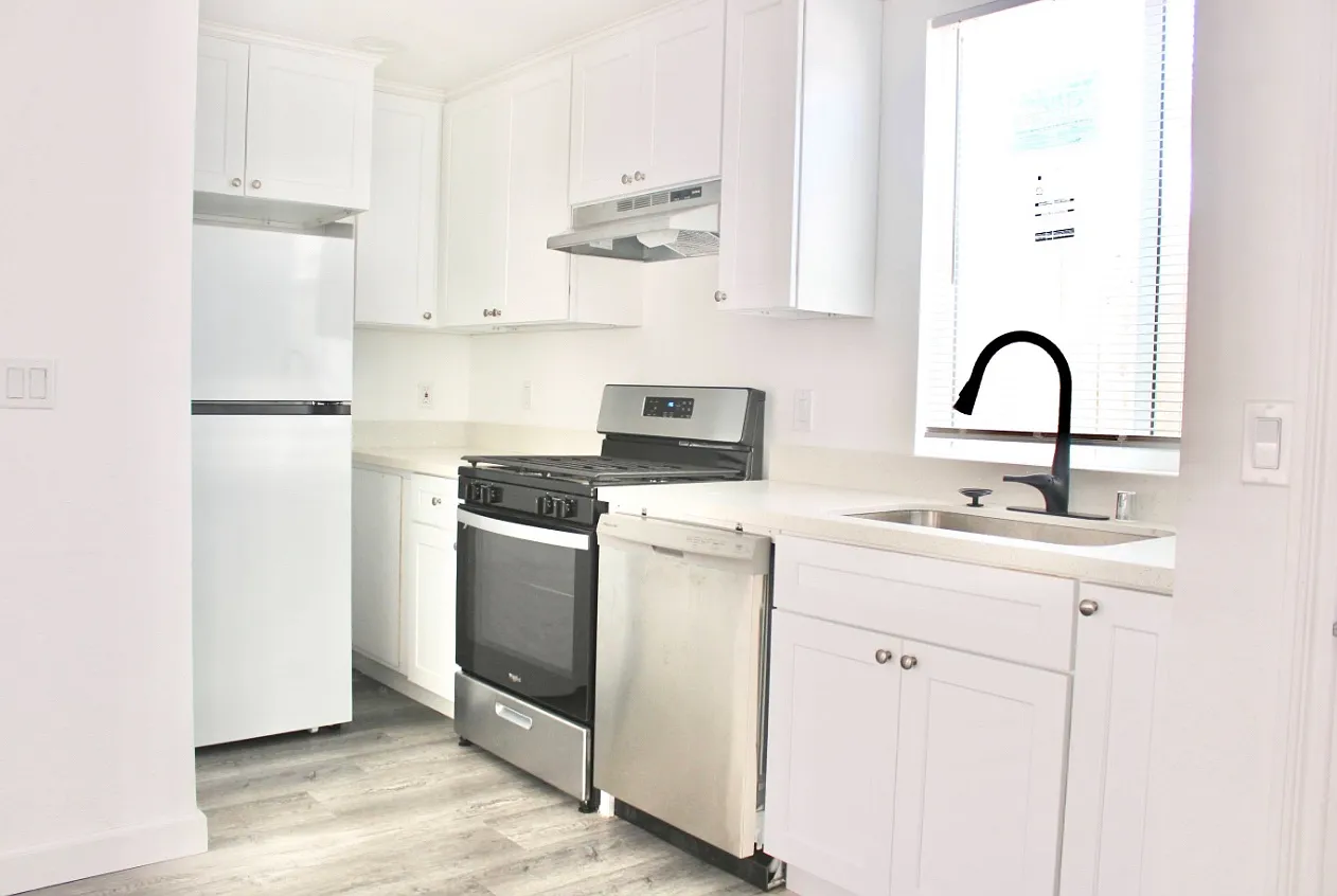 12219 Cambrian Ct — Photo 4