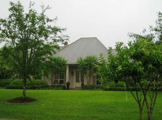 135 Tchefuncta South Dr, Covington, LA 70433