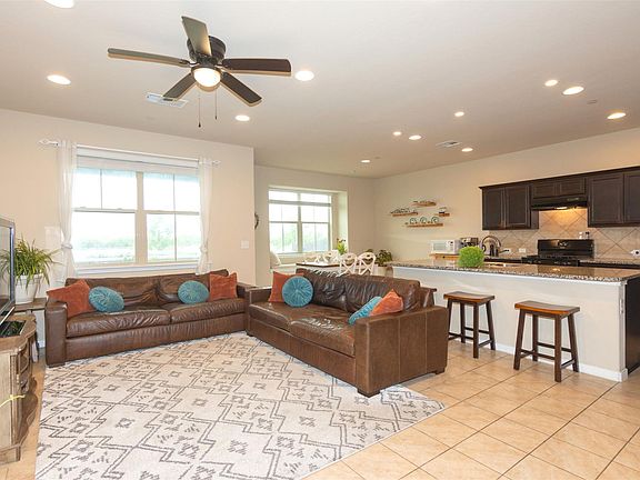 3rd image of 2880 Donnell Dr Unit 2203
