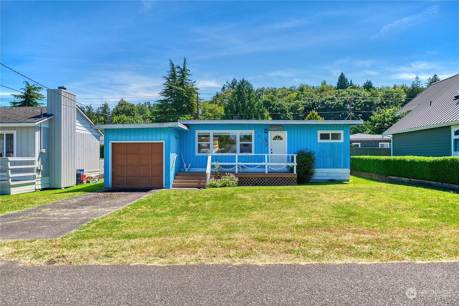 2111 Cedar Street photo 1