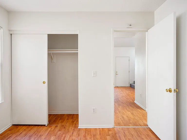 220 W Truslow Ave — Photo 25