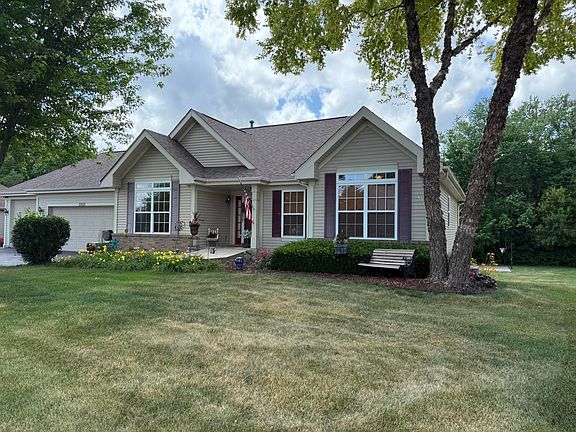 3rd image of 2819 Blue Oats Dr