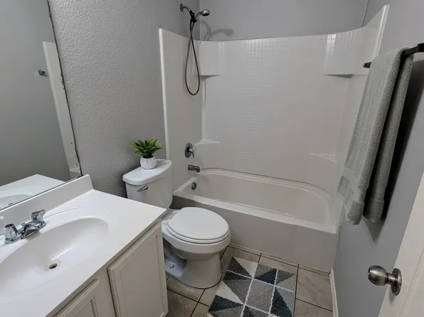 4110 Sandalwood Ct, Heartland, TX 75126