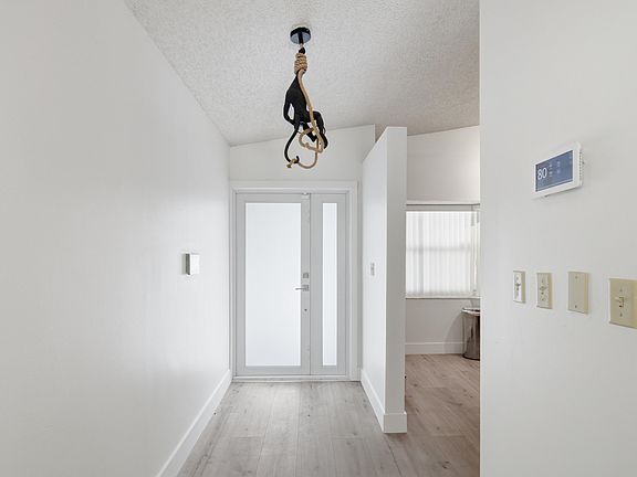 5th image of 8300 SW 41ST Street