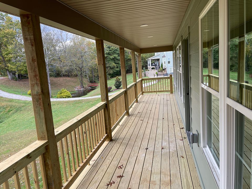 2nd image of 226 Pressley Hill Rd