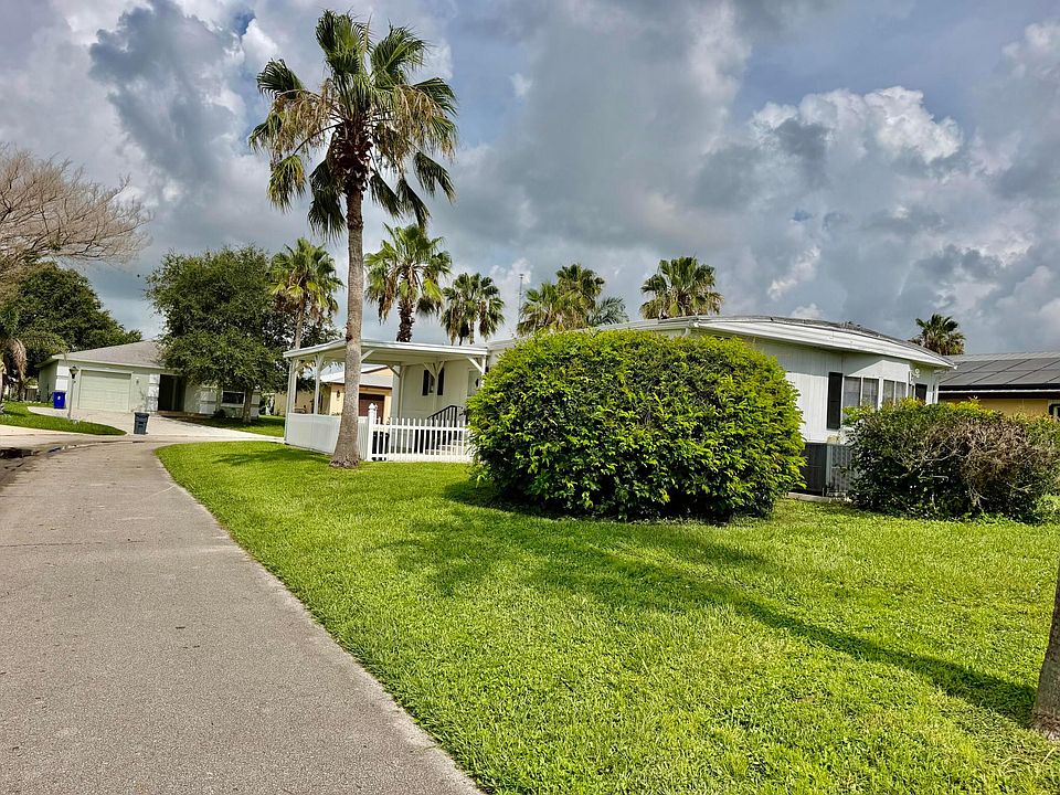 1st image of 16 Grande Vista Way