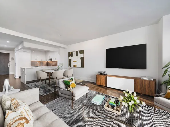 50 Riverside Blvd APT 15H, New York, NY 10069