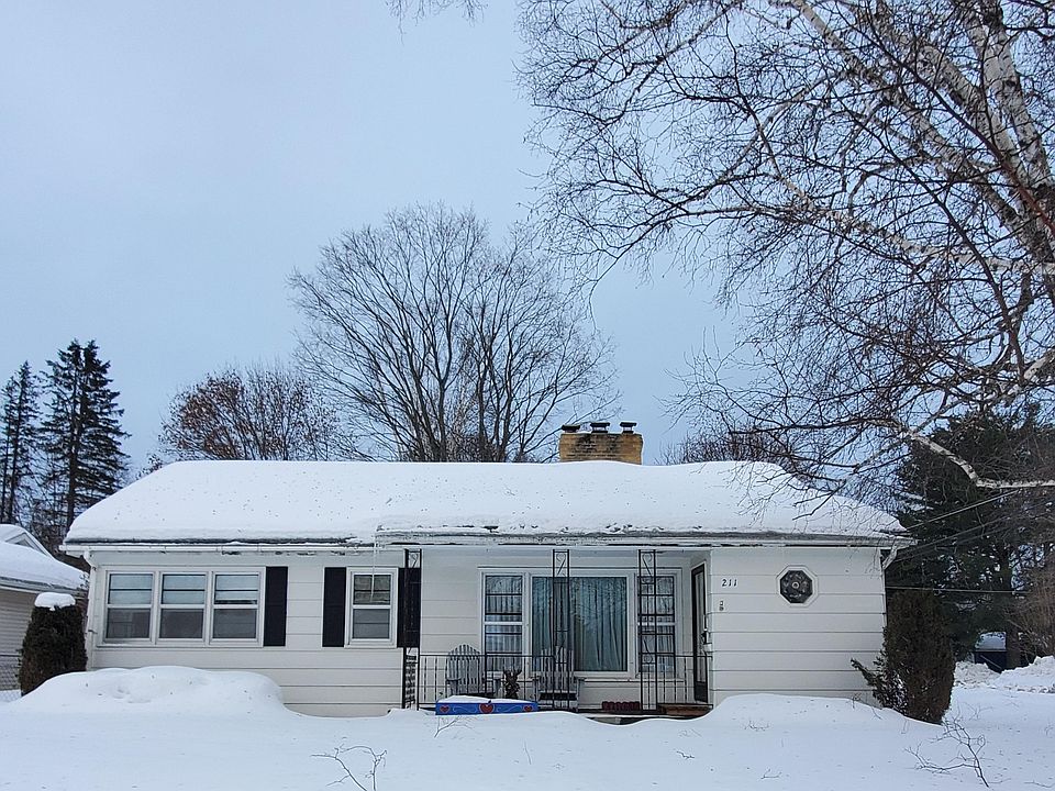 1st image of 211 W Avenue C
