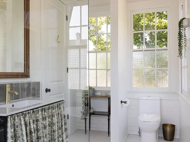 2833 Carondelet St — Photo 25