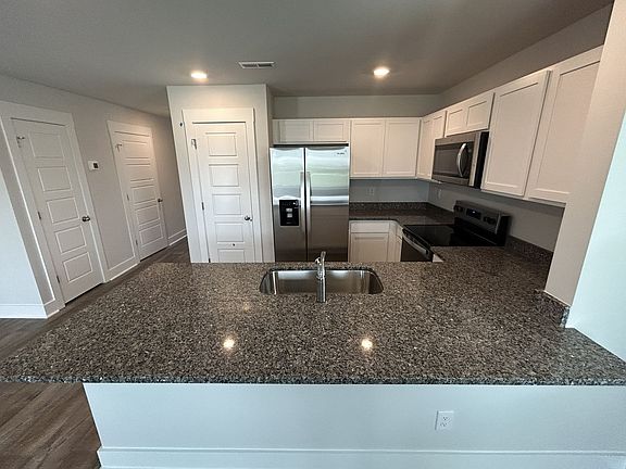 5th image of 5784 Harebell Rd