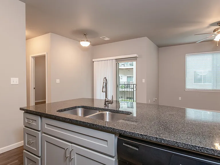 Coryell Commons — Photo 44