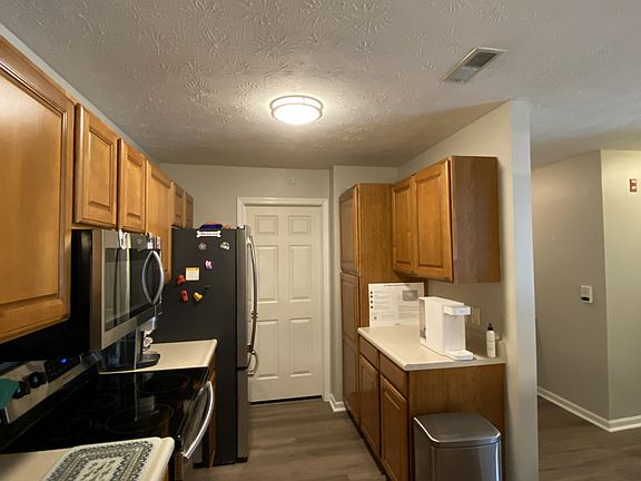 3rd image of 6519 Jade Stream Ct APT 104
