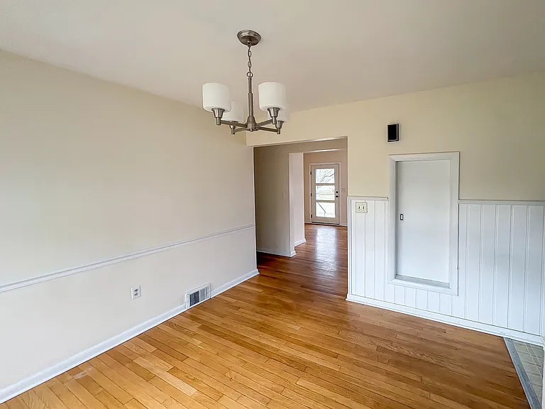 38 Marshall Dr — Photo 15