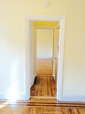 4th image of 351 E 21st St #2M