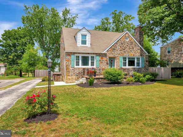 1533 Sandy Hill Rd, Plymouth Meeting, PA 19462