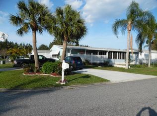 527 Longan Dr, Barefoot Bay, FL 32976