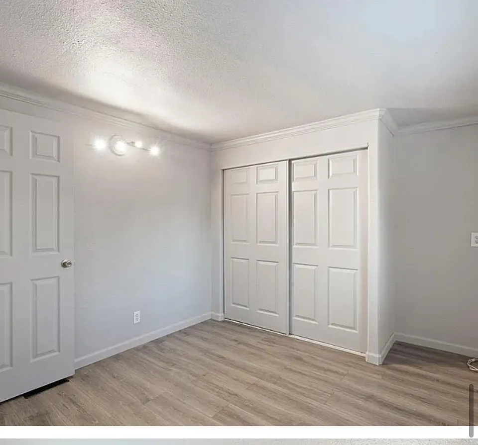 2 bed, 800 sqft, $1,700 — Photo 4