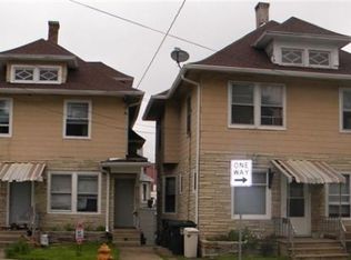 1525 1/2 8th Ave, Moline, IL 61265