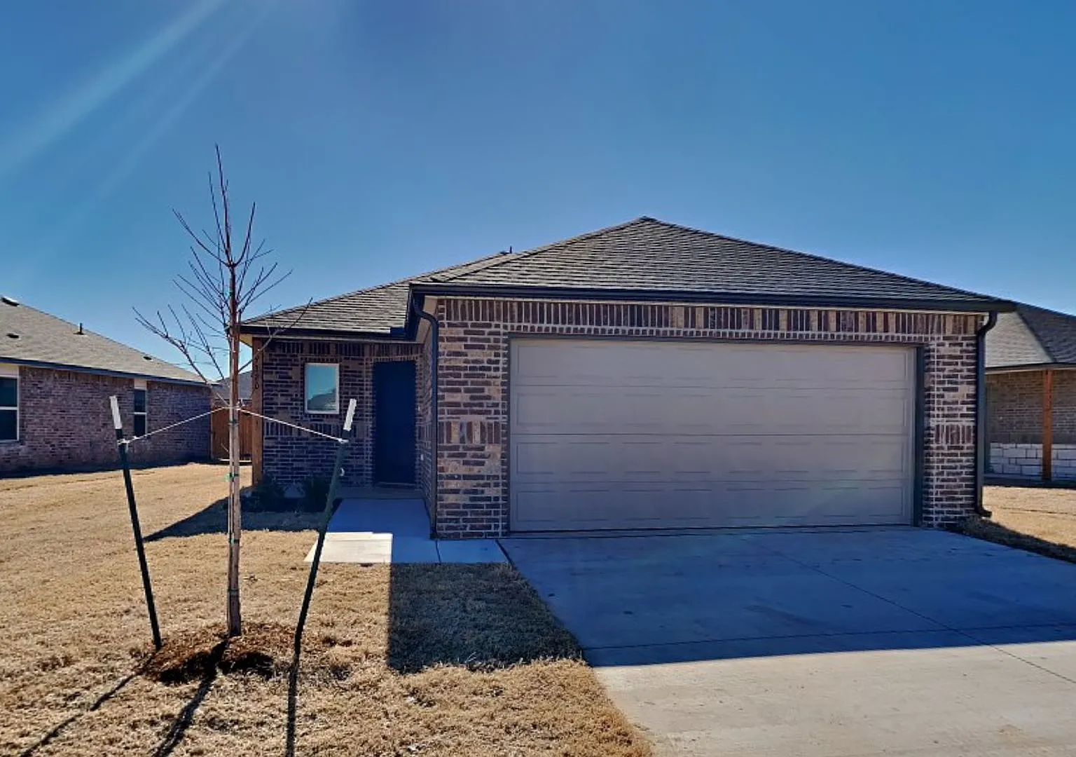 4 Bedroom 2 Bathroom Home in Piedmont Schools (Neighborhood Park & Basketball Court) — Photo 2