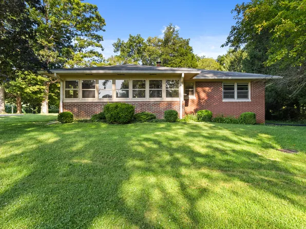 8950 Baker Rd, Indianapolis, IN 46259