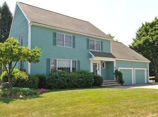 6 Louart Dr, Needham, MA 02494