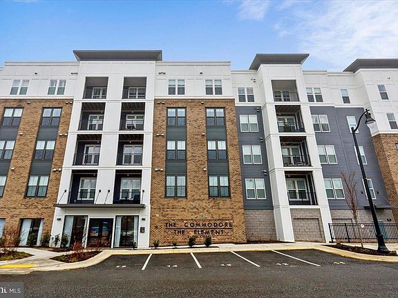 2nd image of 78 Old Mill Bottom Rd N #409