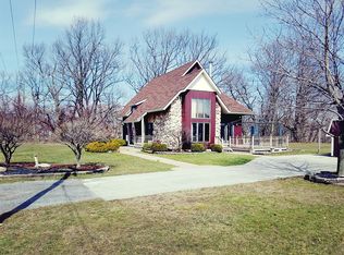 2 Trenton Ave, Lancaster, NY 14086