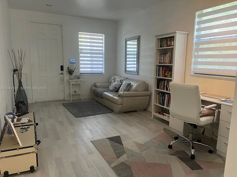 8985 NW 98th Ave — Photo 10