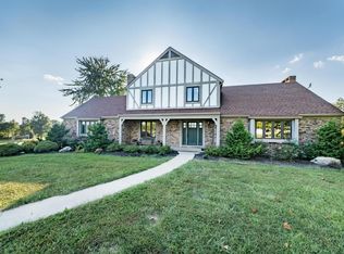 6655 E Bethel Church Rd, Benton, IL 62812