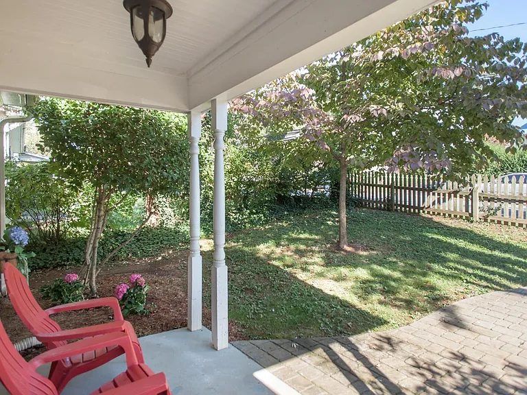 1312 Poplar St — Photo 64