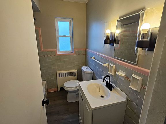 5th image of 254 Ohio Ave APT 3