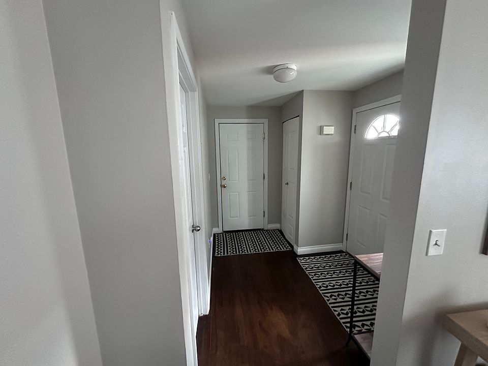 1st image of 5911 105th Pl NE