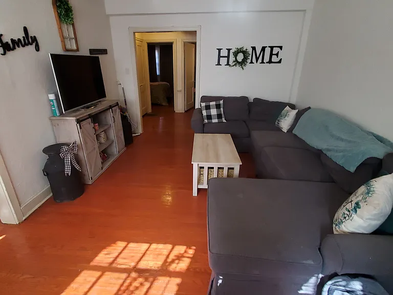 122 Argyle Rd #A — Photo 5
