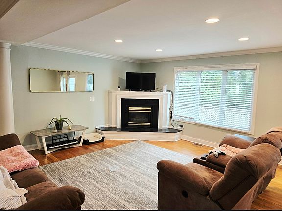 2nd image of 162 Impatiens Ct